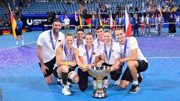 Iga Swiatek and Hubert Hurkacz are beaten by Alexander Zverev and Laura Siegmund as Germany wins the 2024 United Cup of Tennis