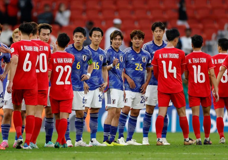 Six goals were scored in the opening game of the third matchday at the Asian Cup. The match result was Japan beating Vietnam