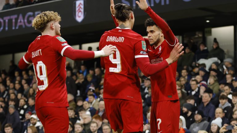 Liverpool holds on for a 1-1 draw against Fulham, securing an aggregate victory and advancing to the League Cup final