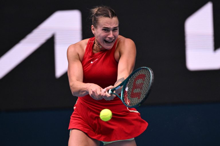 Sabalenka advanced to the Aus Open 1/8 finals after defeating Tsurenko 6:0, 6:0