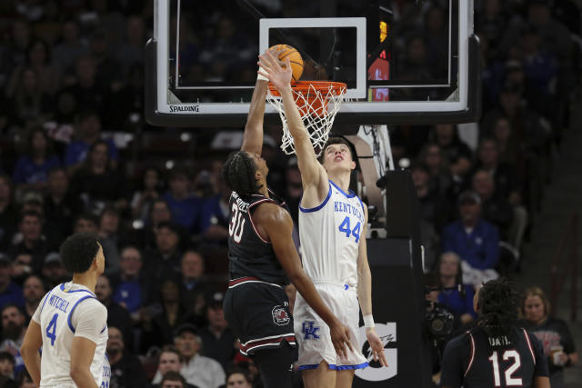 South Carolina dominates against No. 6 Kentucky, as 7-2 sensation Zvonimir Ivišić experiences a downturn