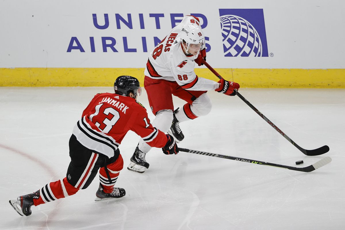 Carolina Hurricanes vs Chicago Blackhawks