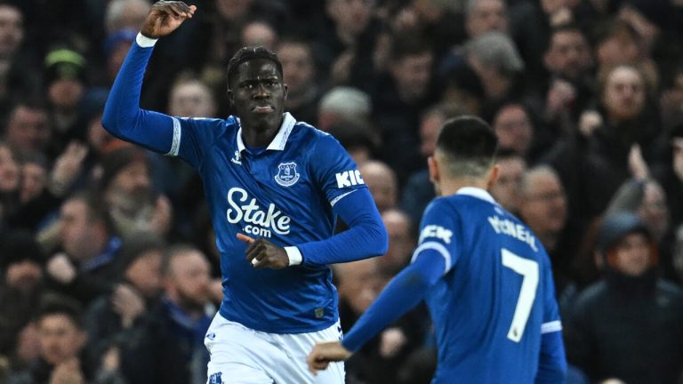 Everton Salvages Late Draw Against Crystal Palace as Glasner Observes