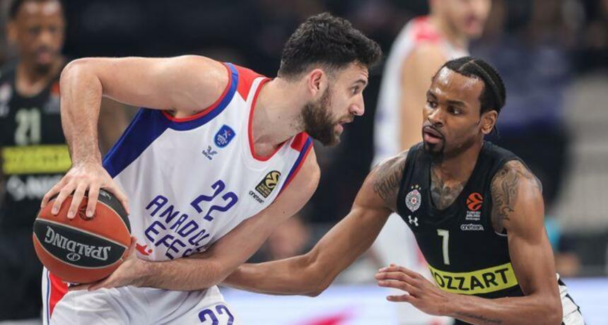 Partisan vs Anadolu Efes