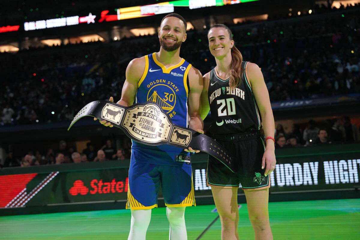 Steph Curry and Sabrina Ionescu