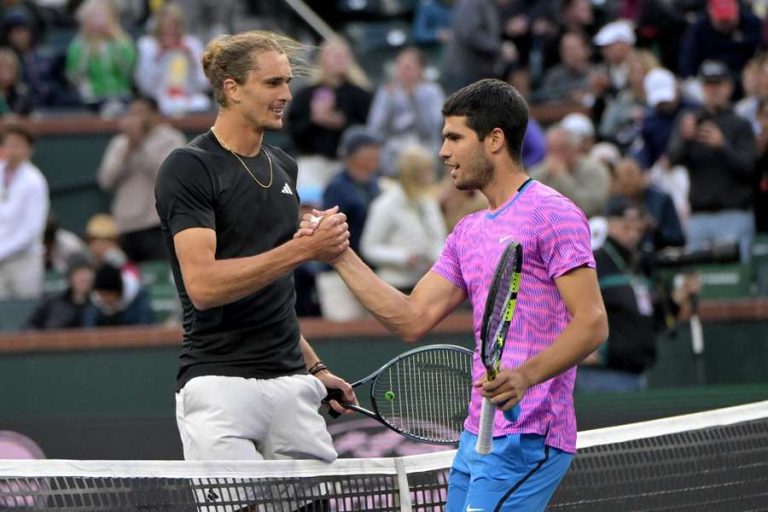 Alcaraz Reflects on Overcoming Bee Incident During Win Over Zverev at Indian Wells