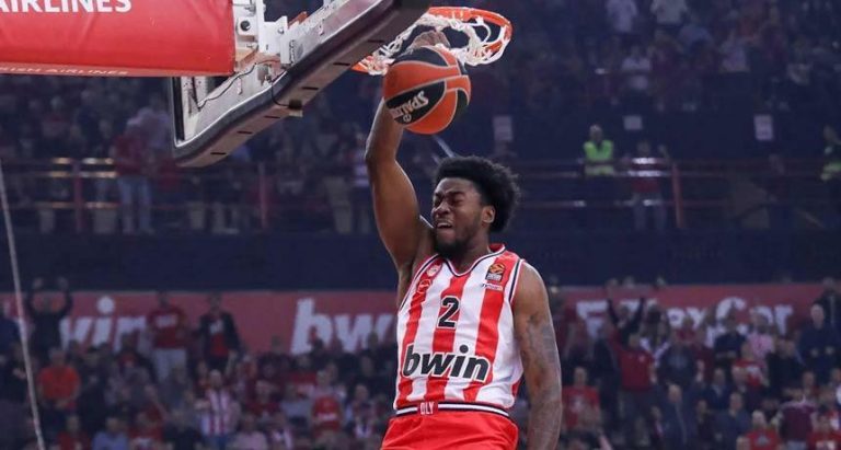 Clash of Titans: Anadolu Efes vs. Olympiacos Euroleague Showdown on March 19, 2024