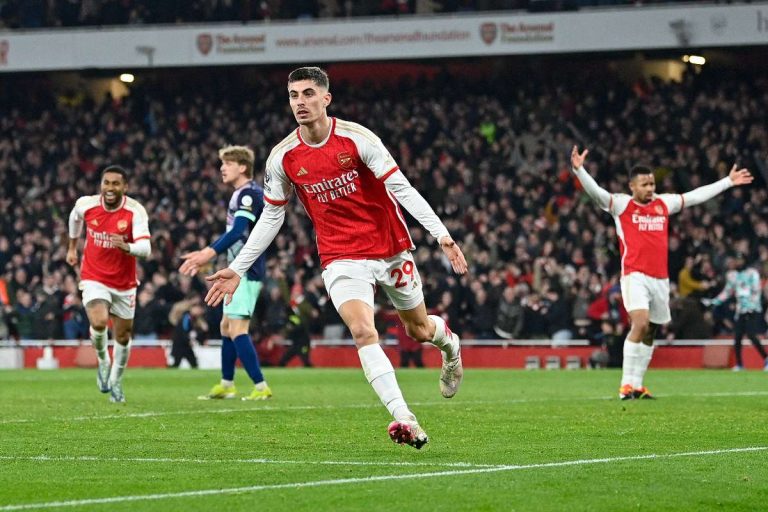 Arsenal Secures Top Spot in Premier League with Late Winner against Brentford