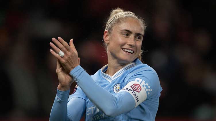 Football Icon Steph Houghton Announces Retirement from Professional Football