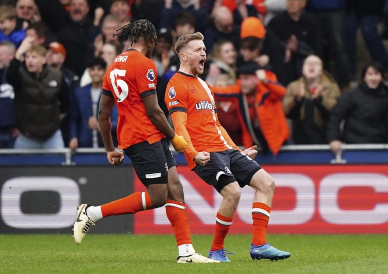 Luton Salvages Draw Against Nottingham Forest with Berry’s Late Heroics