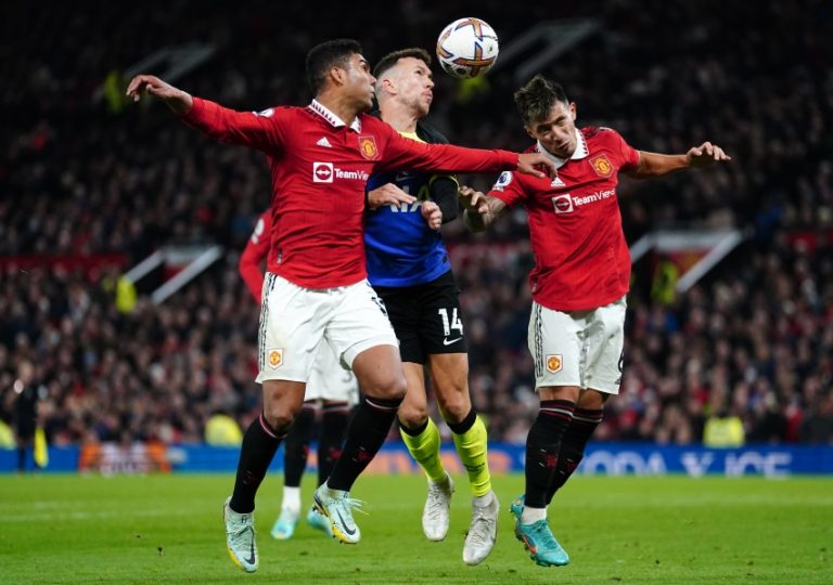 Manchester United head to rivals City missing eight key players