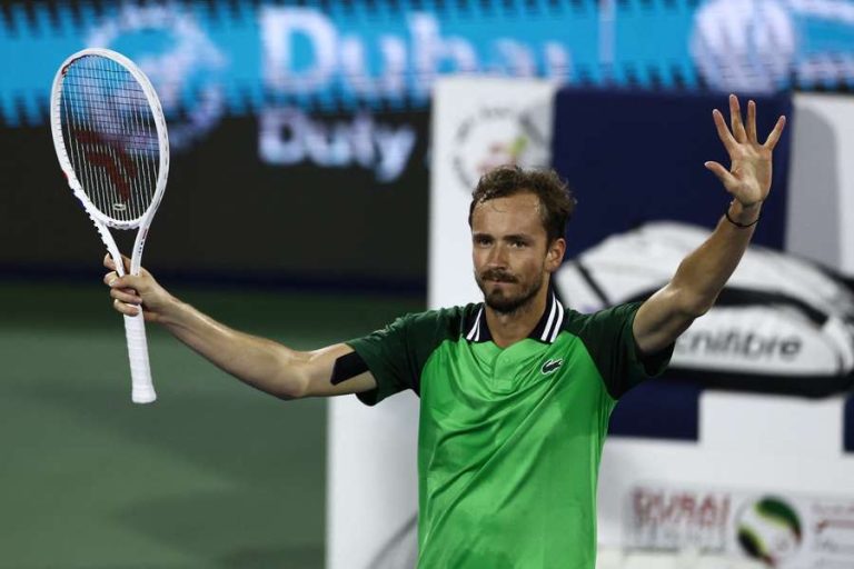 ATP Tournament Recap: Medvedev Dominates in Dubai, De Minaur Advances in Acapulco