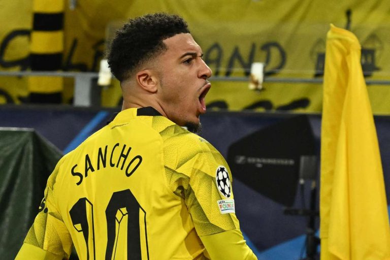 Sancho and Reus Propel Borussia Dortmund into Champions League Quarterfinals