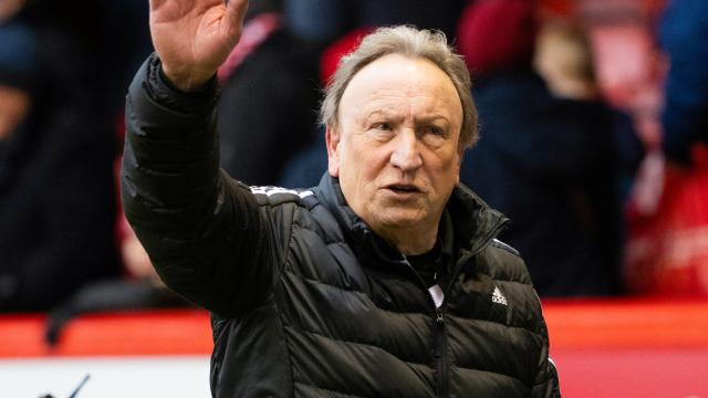 Warnock resigns as Aberdeen manager following Scottish Cup triumph