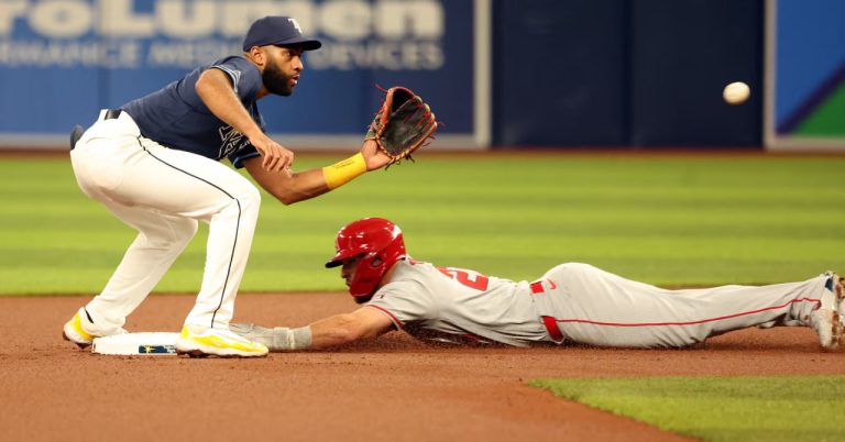 Rosario’s Heroics Secure Rays’ Victory in Marathon Clash Against Angels