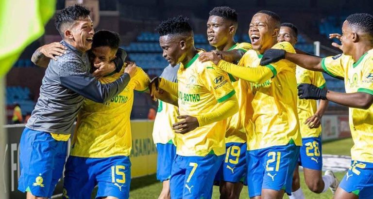 Analyzing Cape Town Spurs vs Mamelodi Sundowns Clash on April 09, 2024