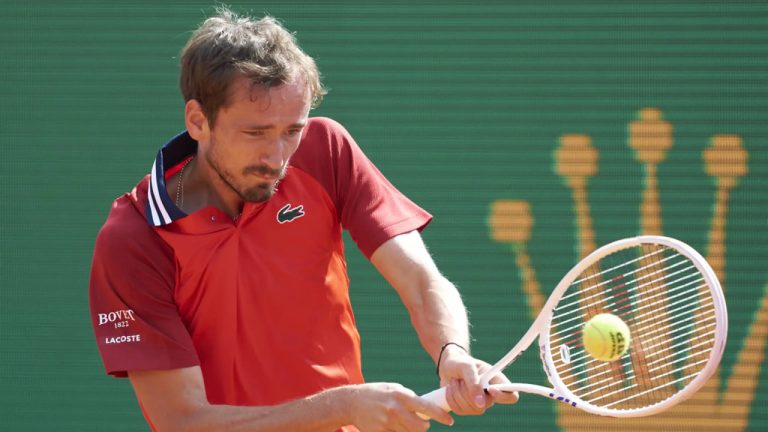 Danii Medvedev Teams Up with Simon to Master Clay Courts