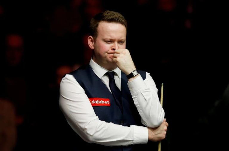 Shaun Murphy Defends the Prestige of the Crucible Amid Criticism from Hossein Vafaei