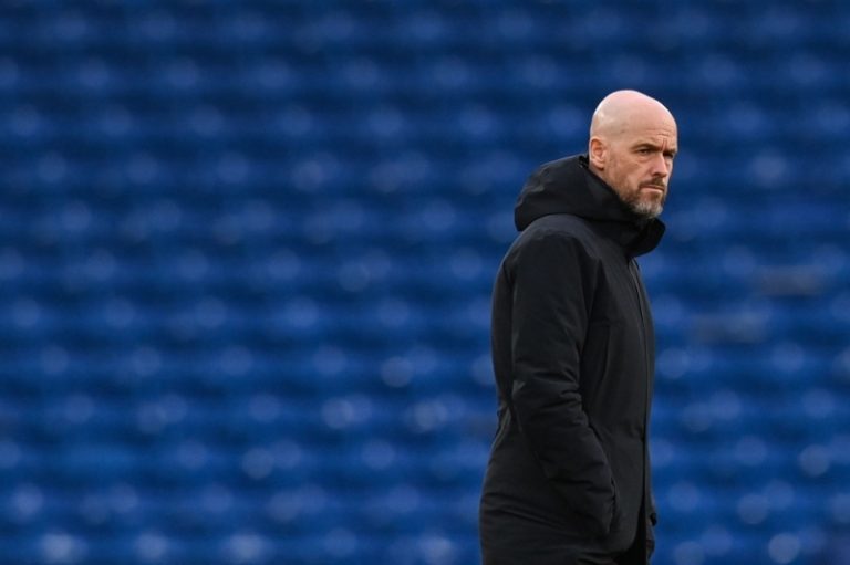 Erik ten Hag Urges Manchester United Fans to Maintain Respectful Atmosphere Ahead of Liverpool Clash