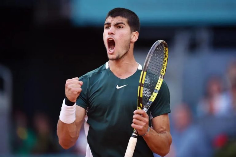 Alcaraz Aims to Ease Injury Concerns with Strong Start at Roland Garros