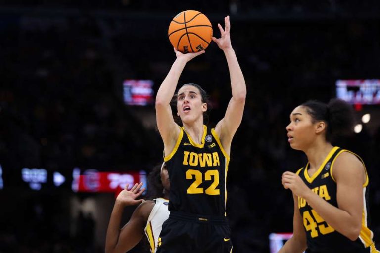 Excitement Surrounds Caitlin Clark’s WNBA Debut, Marking a Milestone for Women’s Basketball