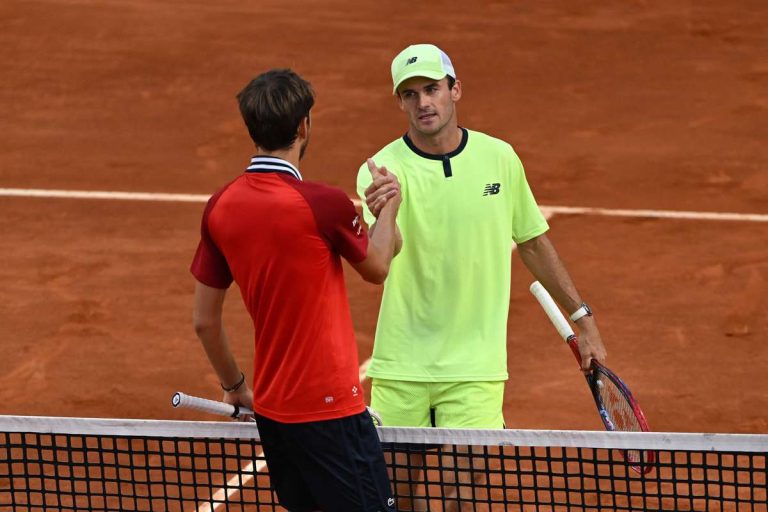 Daniil Medvedev’s Rome Open Title Defense Halted by Tommy Paul