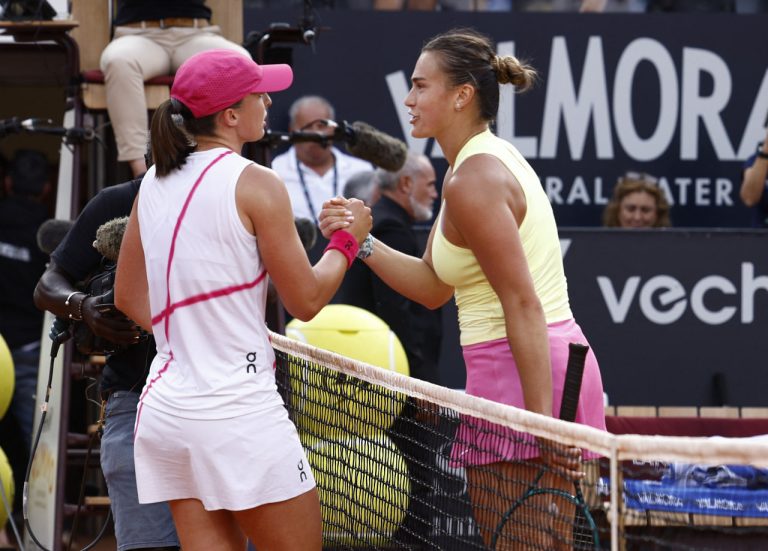 Iga Swiatek Dominates Aryna Sabalenka to Win Italian Open