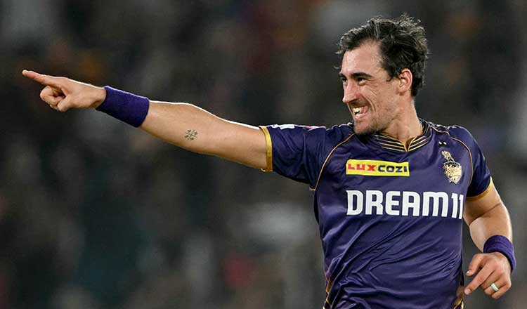 Starc Shines as Kolkata Knight Riders Secure Convincing Victory to Reach IPL Final