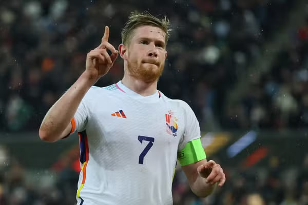 Belgium’s De Bruyne Celebrates Milestone Appearance with Goal in 2-0 Victory over Montenegro