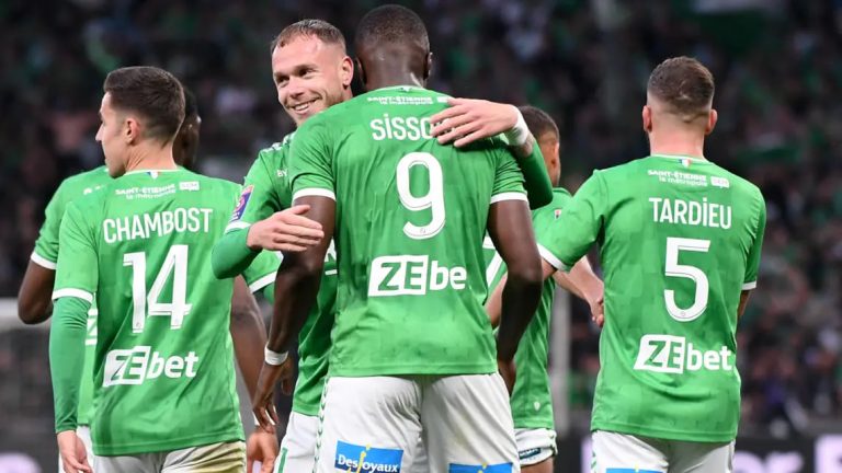 St Etienne forward Ibrahim Sissoko celebrates scoring first