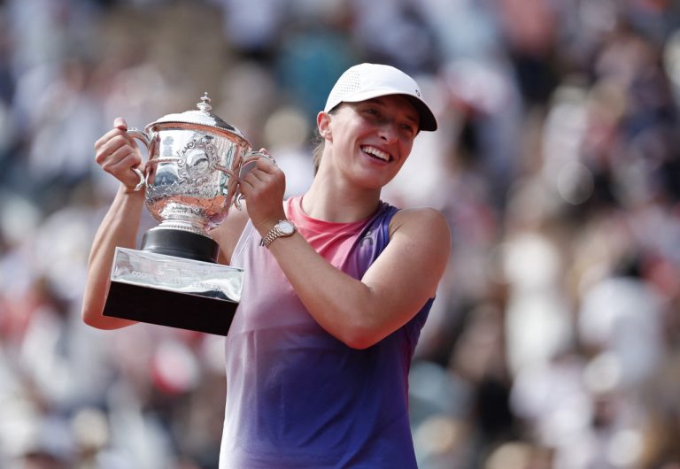 Iga Swiatek Reflects on Managing Pressure to Secure Fourth French Open Title