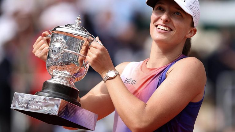 Iga Swiatek Reflects on Managing Pressure to Secure Fourth French Open Title