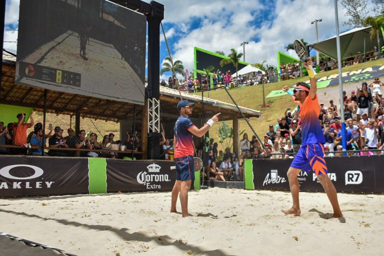 O Mundial de Beach Tennis tem lugar em São Paulo.