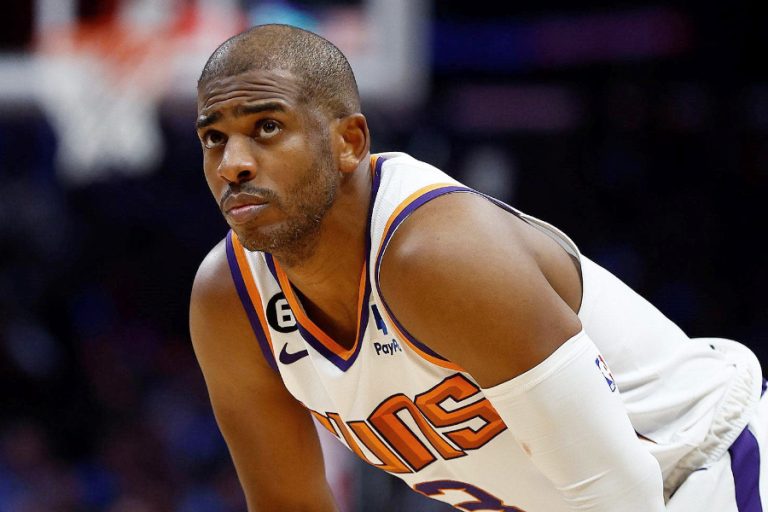 Os Warriors sofrem baixa de Chris Paul CP3, que enfrentará cirurgia após lesão na mão