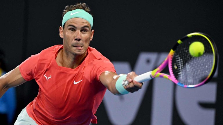 Nadal expressa emoções após retorno ao tênis com triunfo: ‘Sentia falta de me sentir saudável’