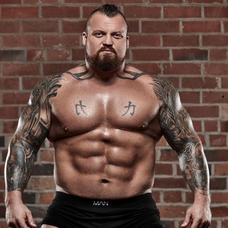 Vận Động Viên Cử Tạ Eddie Hall  Nâng Được 500kg, Gấp Năm Lần Trọng Lượng Cơ Thể