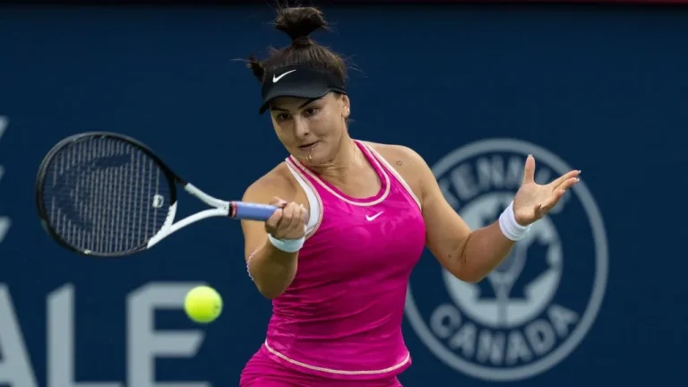 Bianca Andreescu là tay vợt chuyên nghiệp người Canada